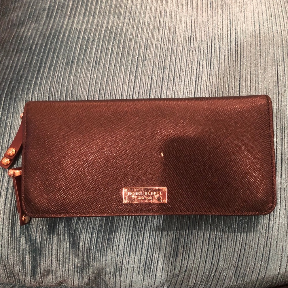 Henri Bendel Multi Pocket Wallet